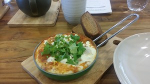 Eggs and mushrooms with gluten-free bread